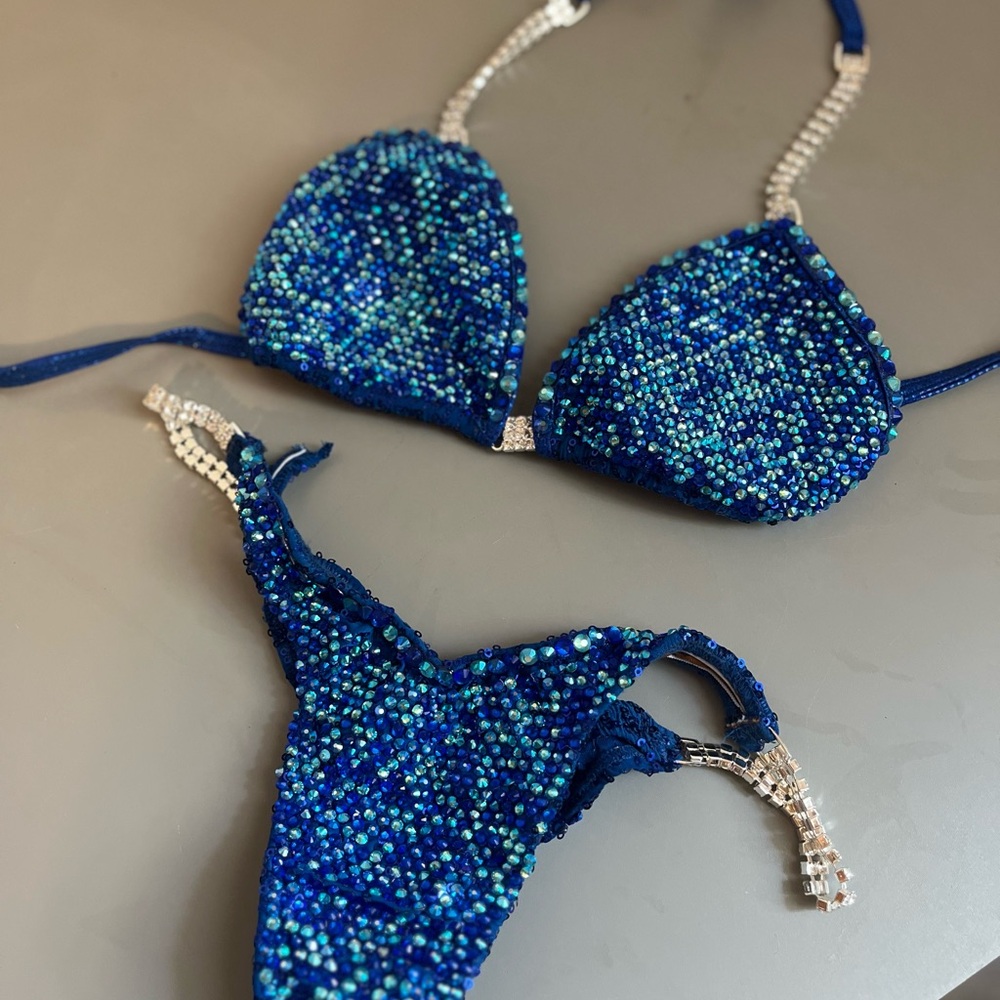 Angel competition Bikini bodybuilding